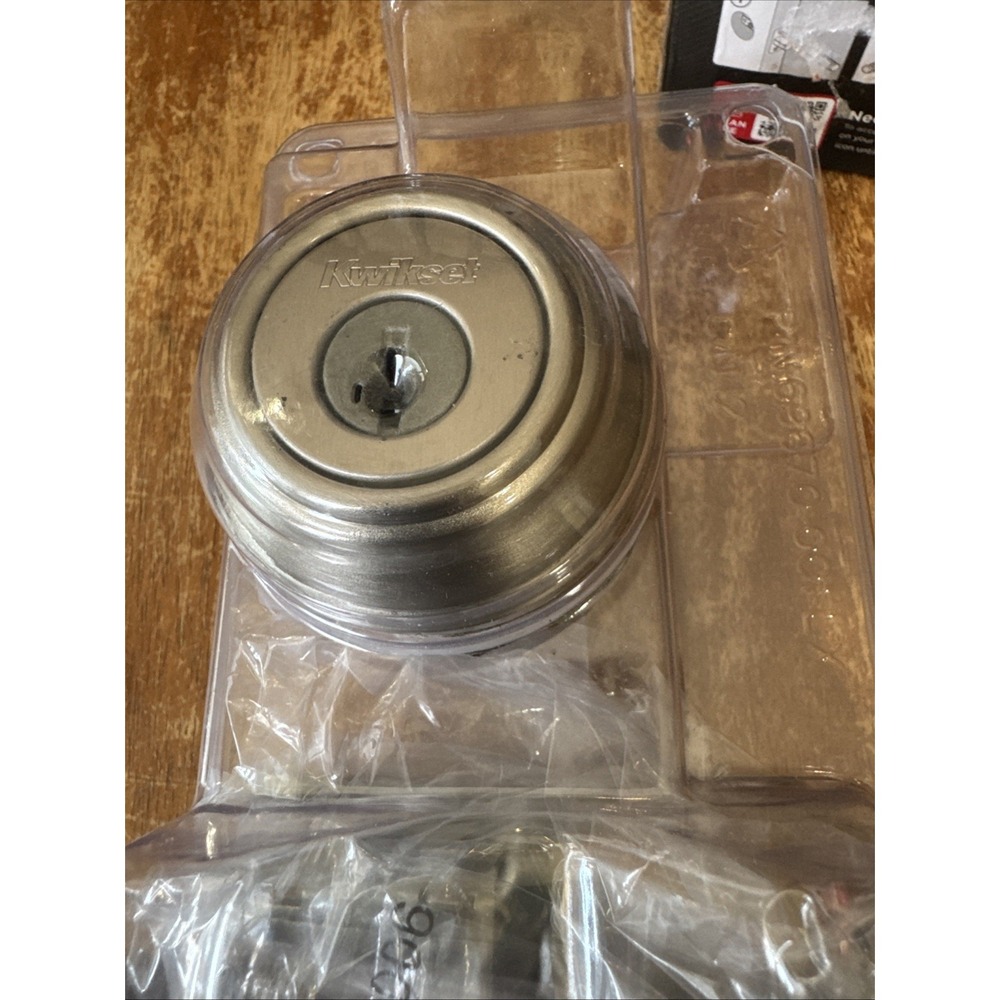 Kwikset Deadbolt Satin Nickel Finish Lock with 2 Keys
